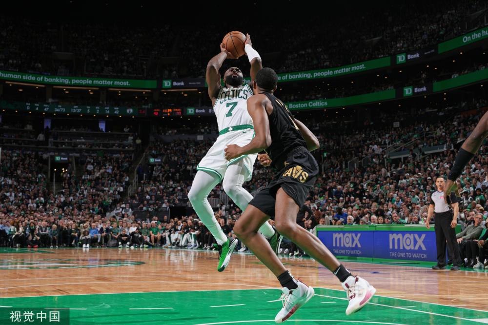 他们都表现 他们都表现