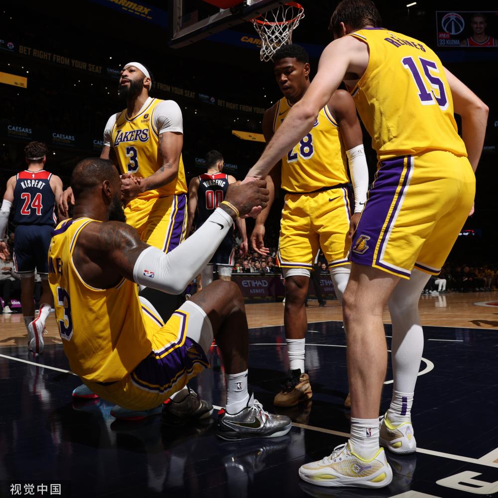 与竞技并重 与竞技并重